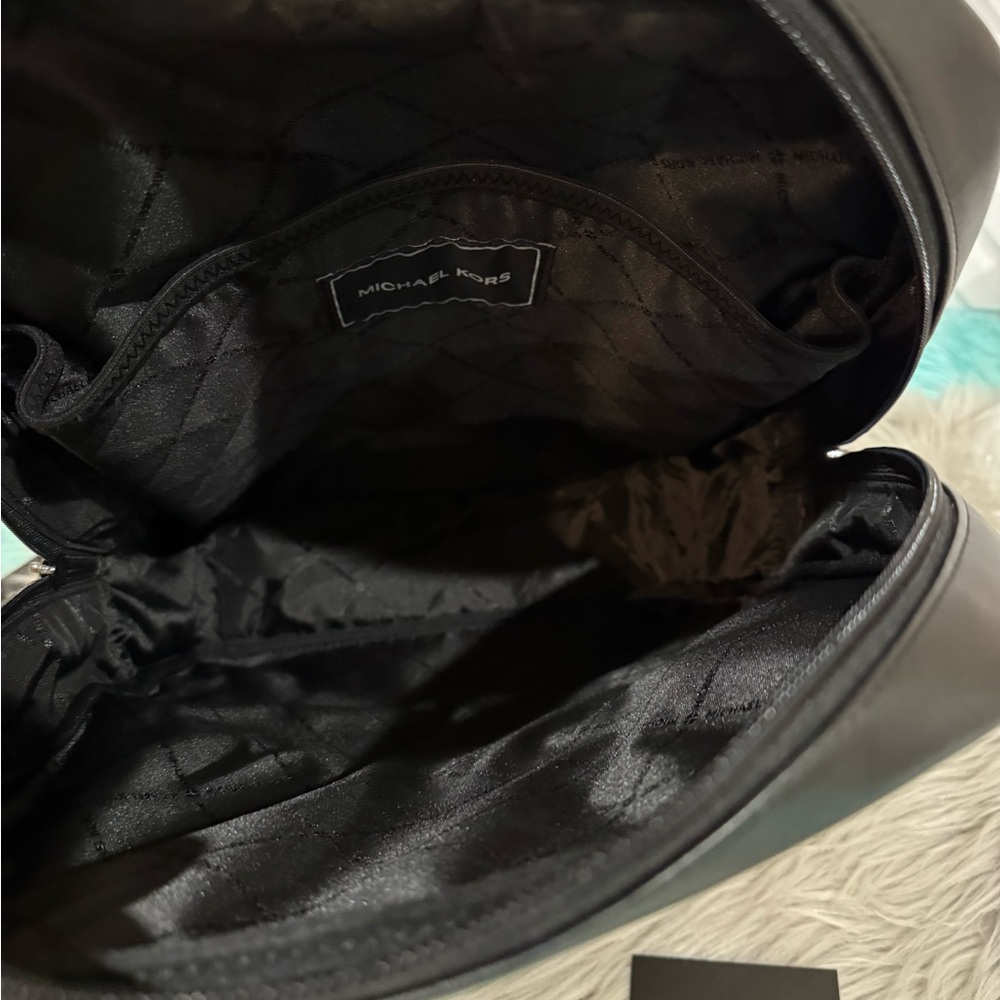 Michael Kors Signature EVERETT BLACK FRONT POCKET LARGE BACKPACK BAG UNISEX NEW - Picture 7 of 11